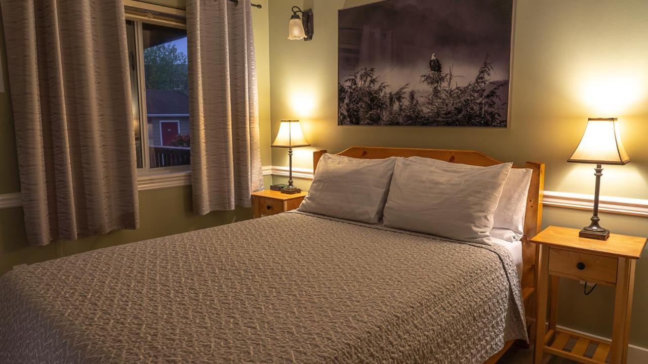 Wild Pacific Guest Suites Ucluelet Dış mekan fotoğraf